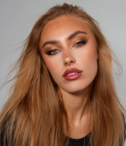 Vegan and cruelty-free eyeshadow palette with a wide range of colors