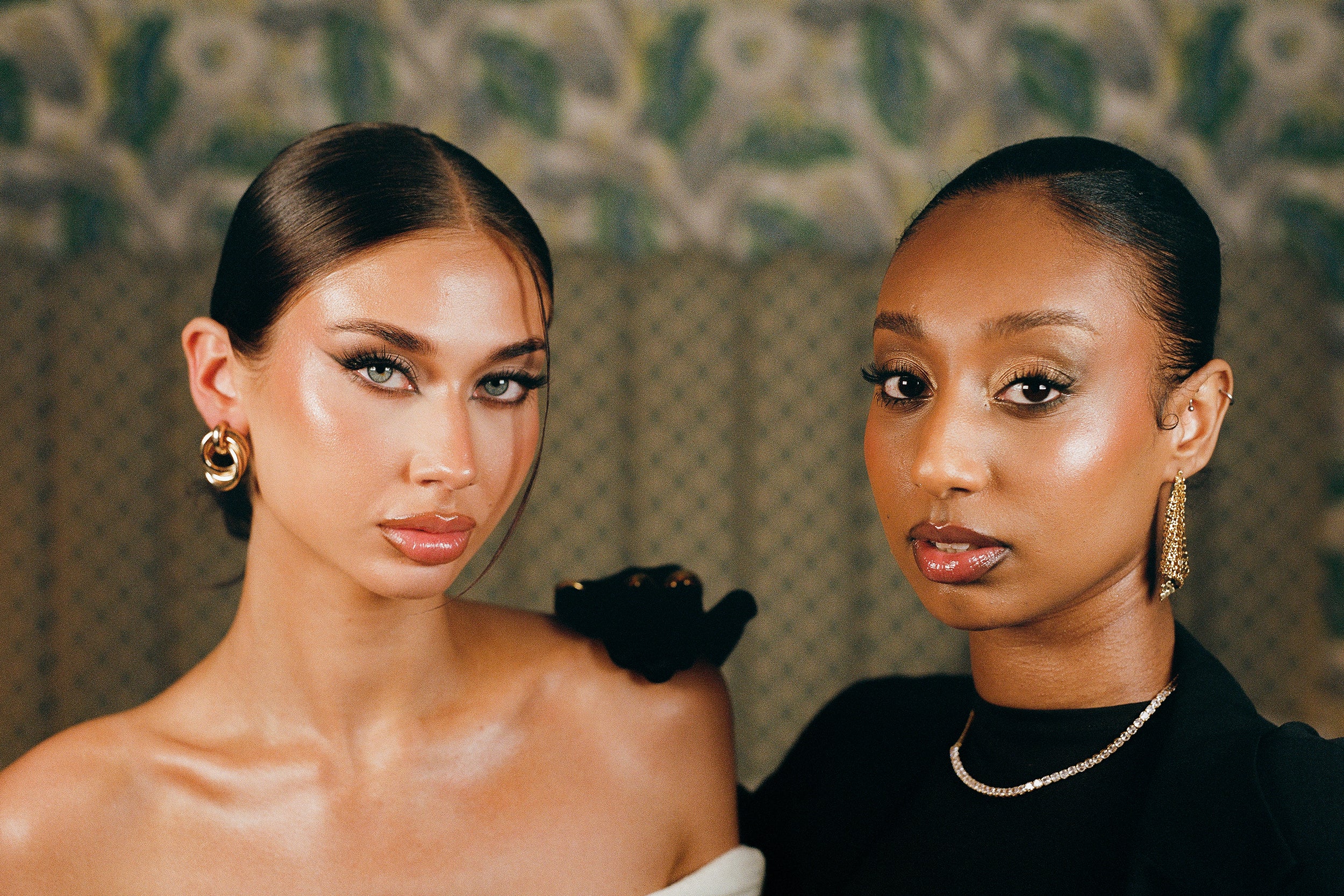 header_eyeshadow.jpg